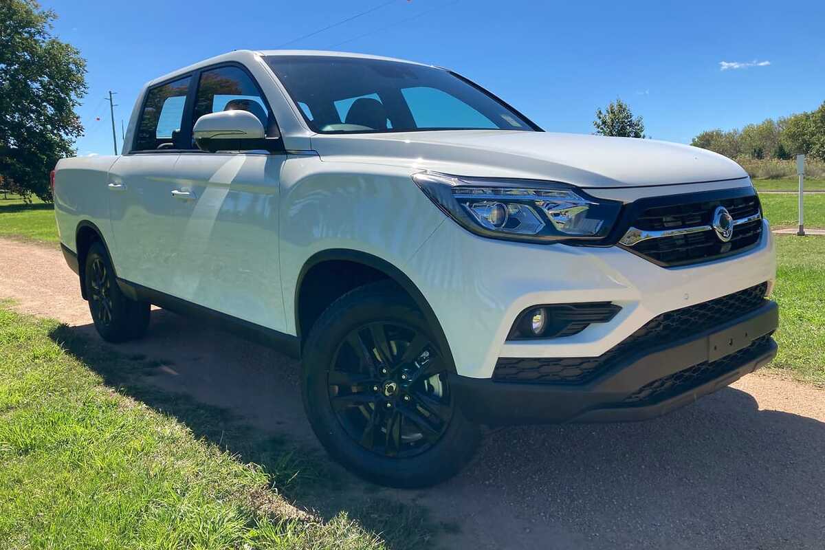 2020 SsangYong MUSSO Ultimate Q200