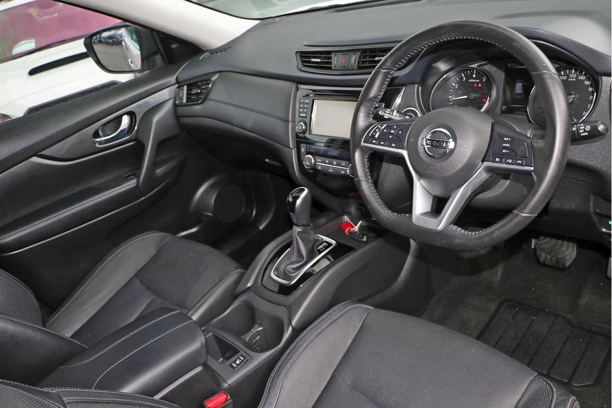 2017 Nissan X-TRAIL ST-L T32