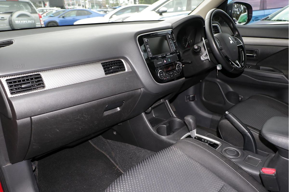 2016 Mitsubishi Outlander XLS ZK