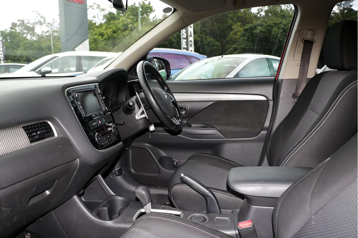 2016 Mitsubishi Outlander XLS ZK