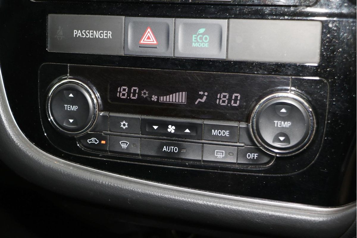 2016 Mitsubishi Outlander XLS ZK