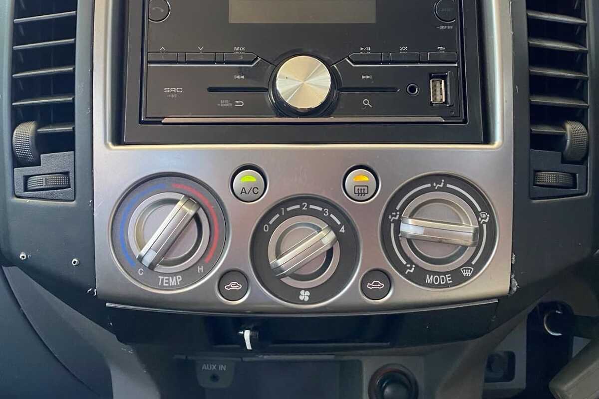 2011 Mazda BT-50 DX UN