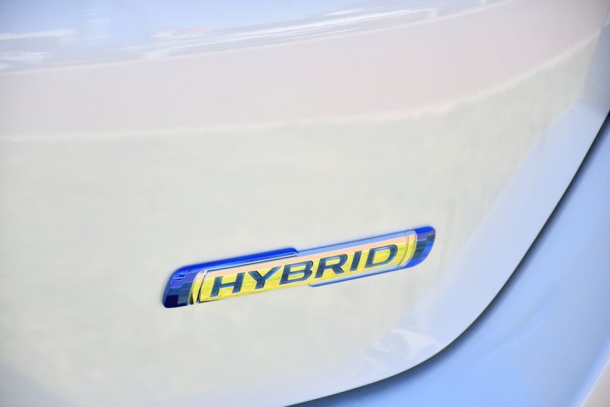 2024 Suzuki Swift Hybrid UZ