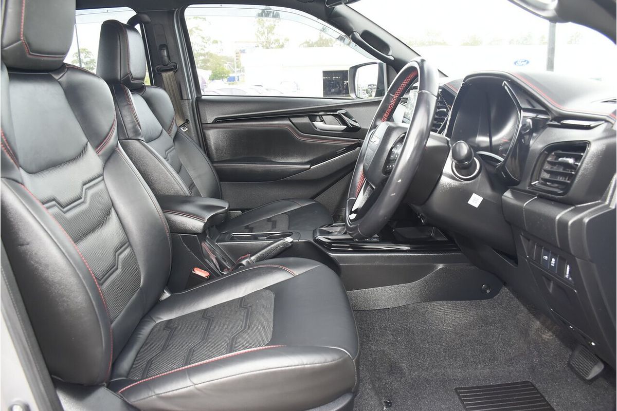 2022 Isuzu D-MAX X-TERRAIN 4X4