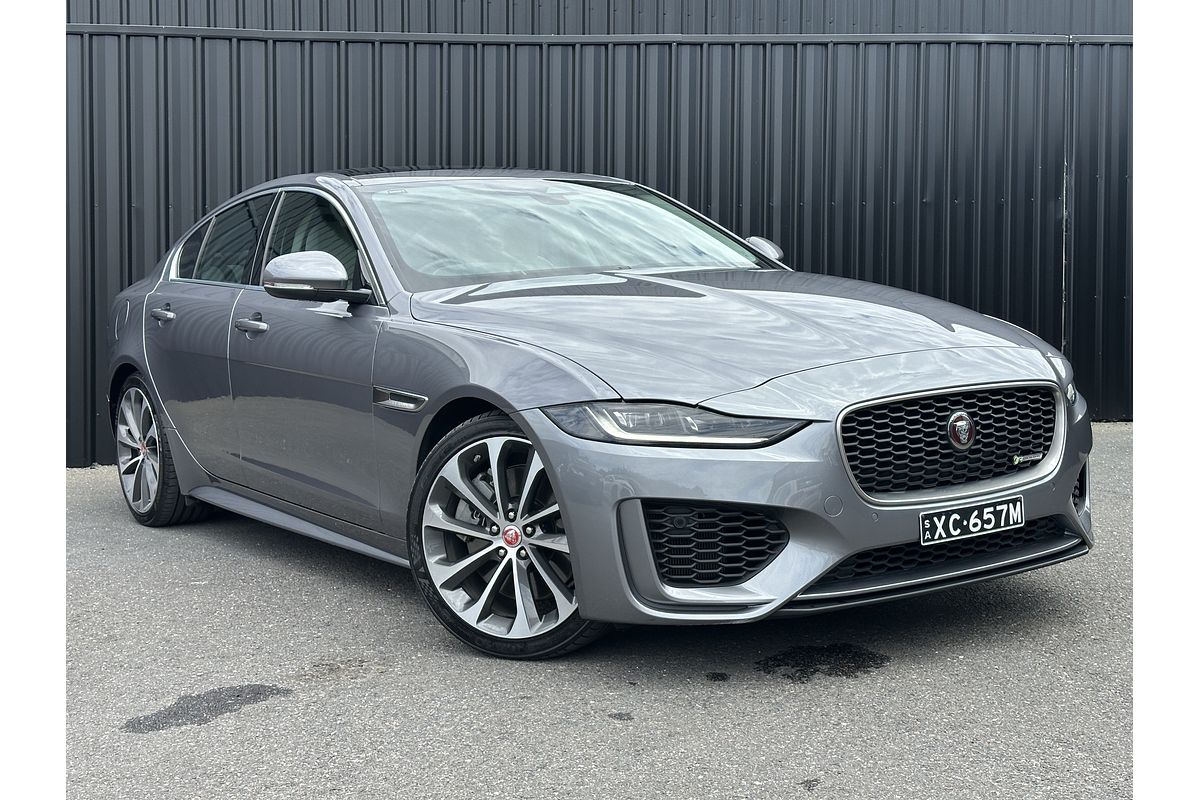 2022 Jaguar XE P300 R-Dynamic HSE X760