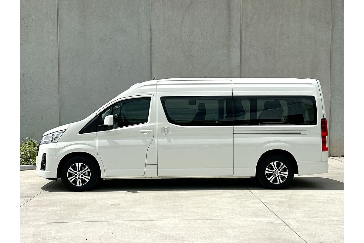 2023 Toyota Hiace Commuter GL GDH322R