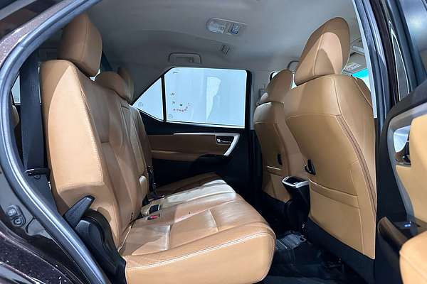 2015 Toyota Fortuner Crusade GUN156R