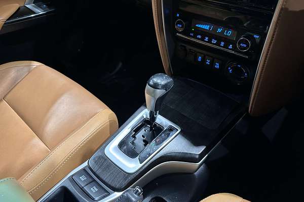 2015 Toyota Fortuner Crusade GUN156R