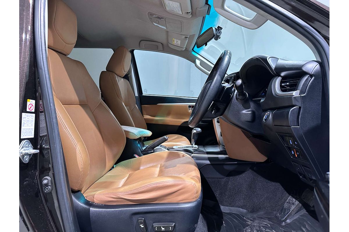 2015 Toyota Fortuner Crusade GUN156R