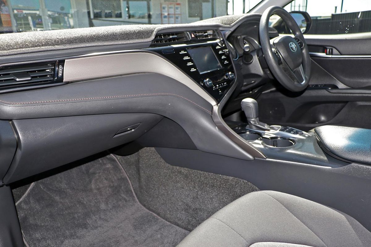 2019 Toyota Camry Ascent AXVH71R