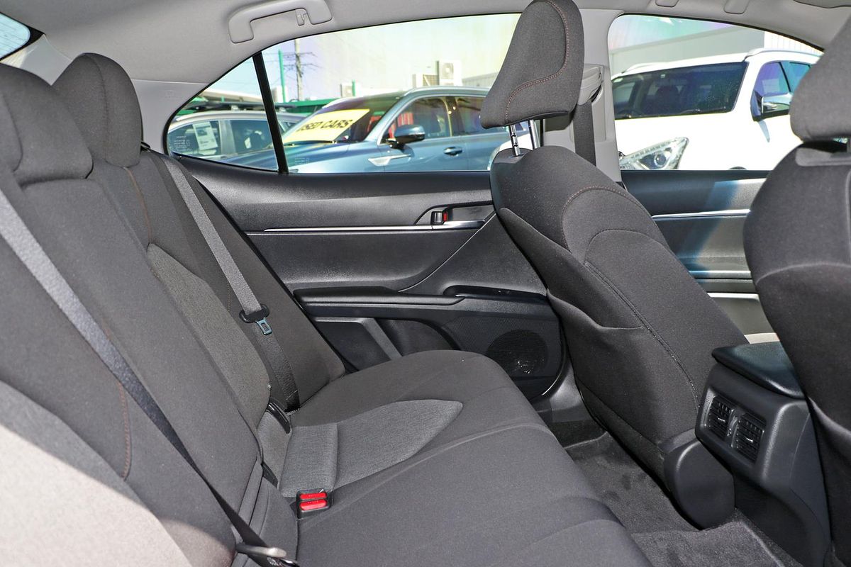 2019 Toyota Camry Ascent AXVH71R