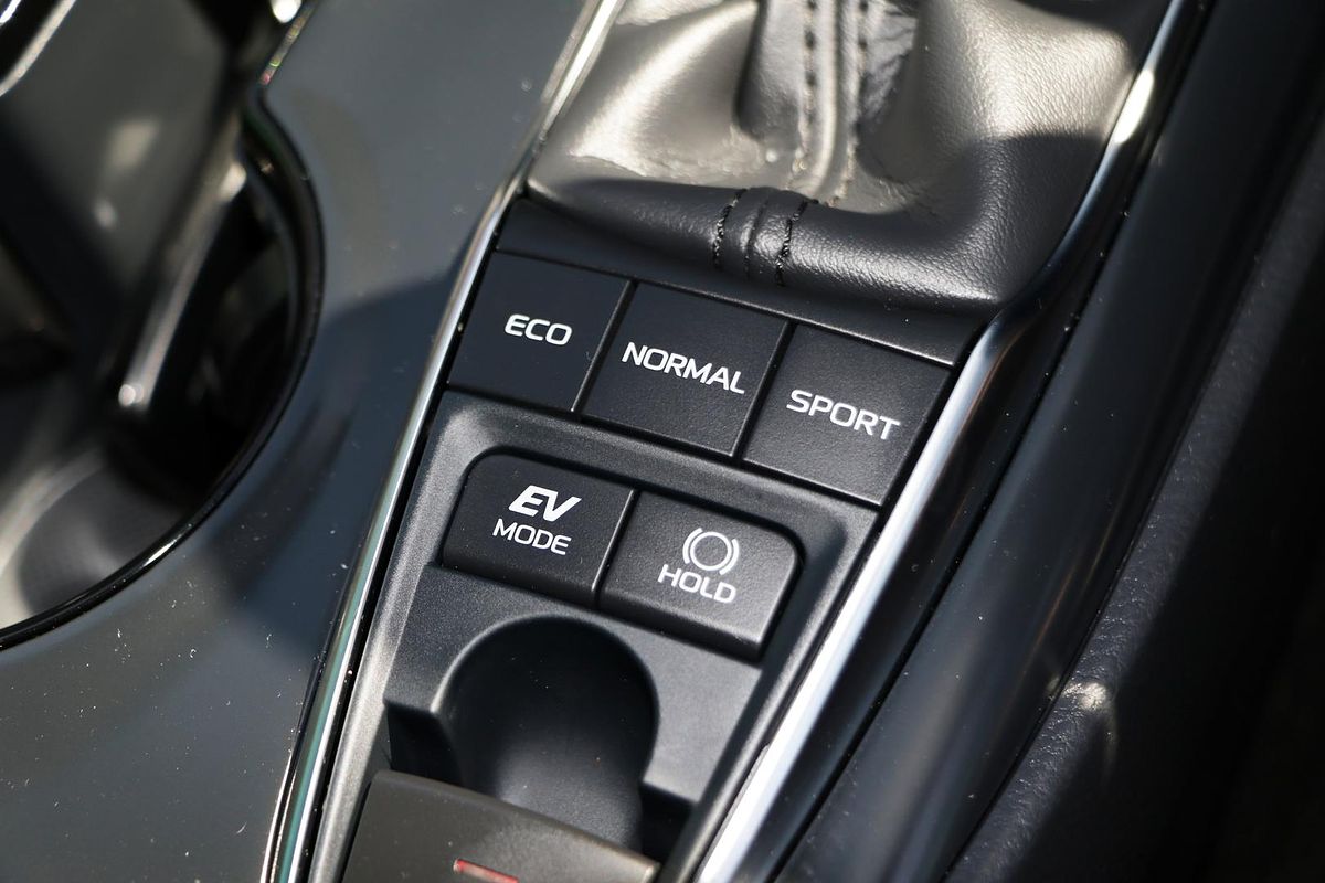 2019 Toyota Camry Ascent AXVH71R