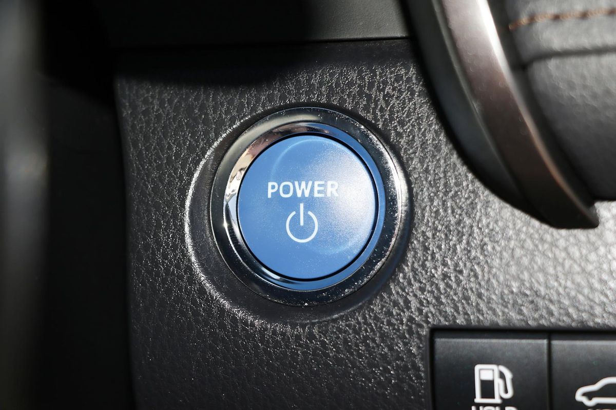 2019 Toyota Camry Ascent AXVH71R