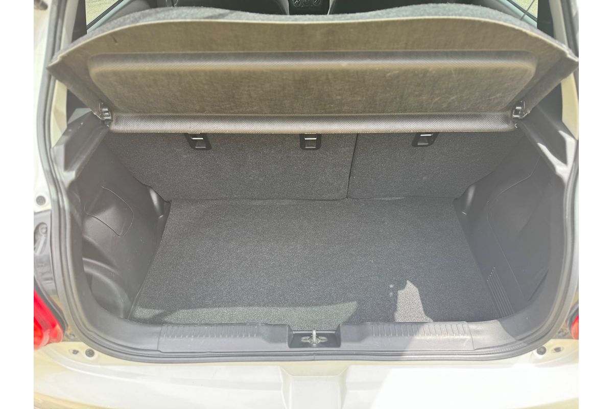 2021 Suzuki Swift GL Navigator AZ Series II
