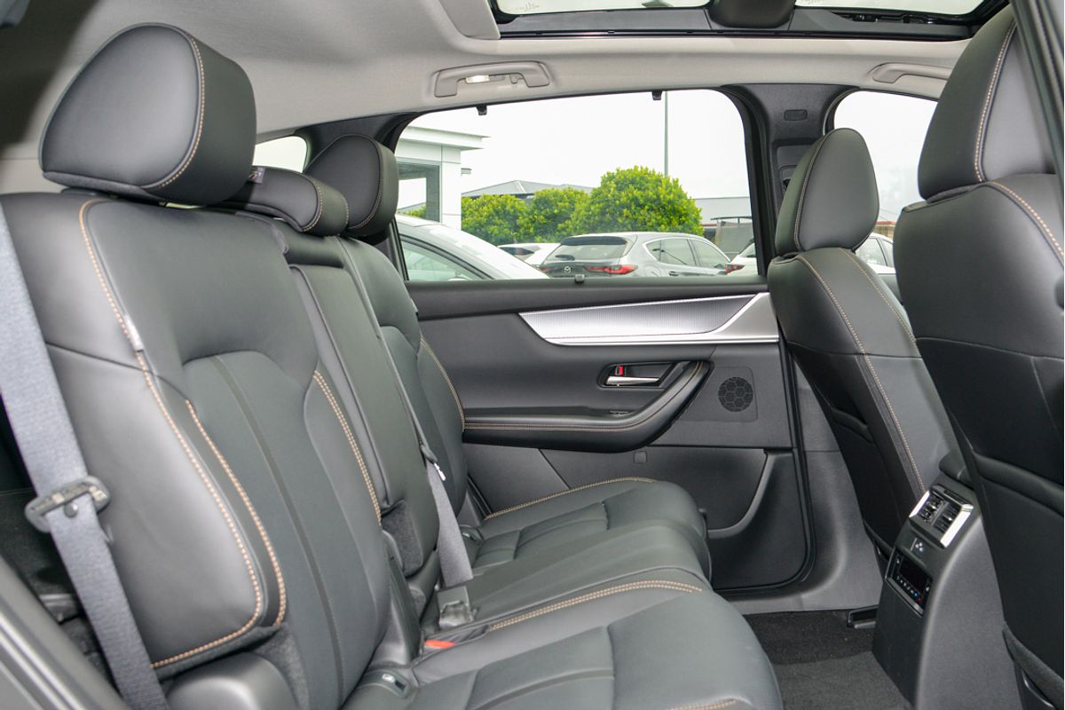 2024 Mazda CX-70 G50e GT KJ