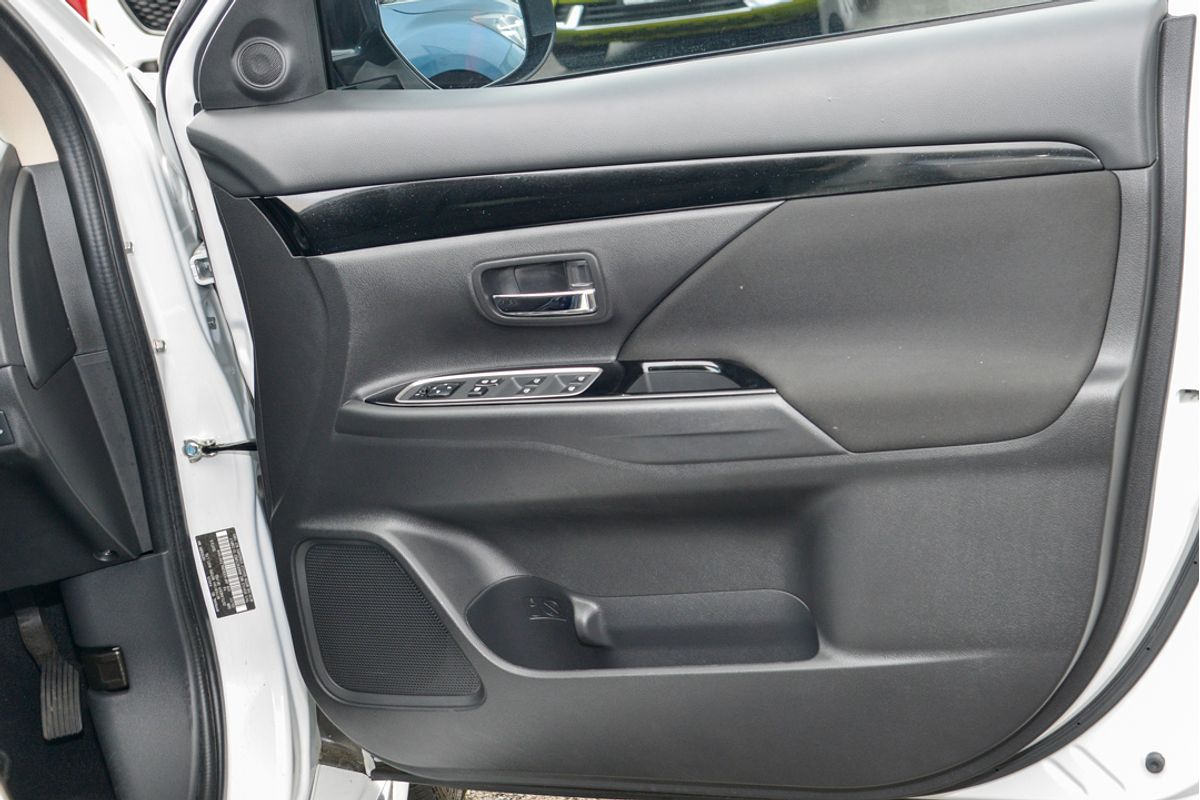 2021 Mitsubishi Outlander PHEV ES ZL