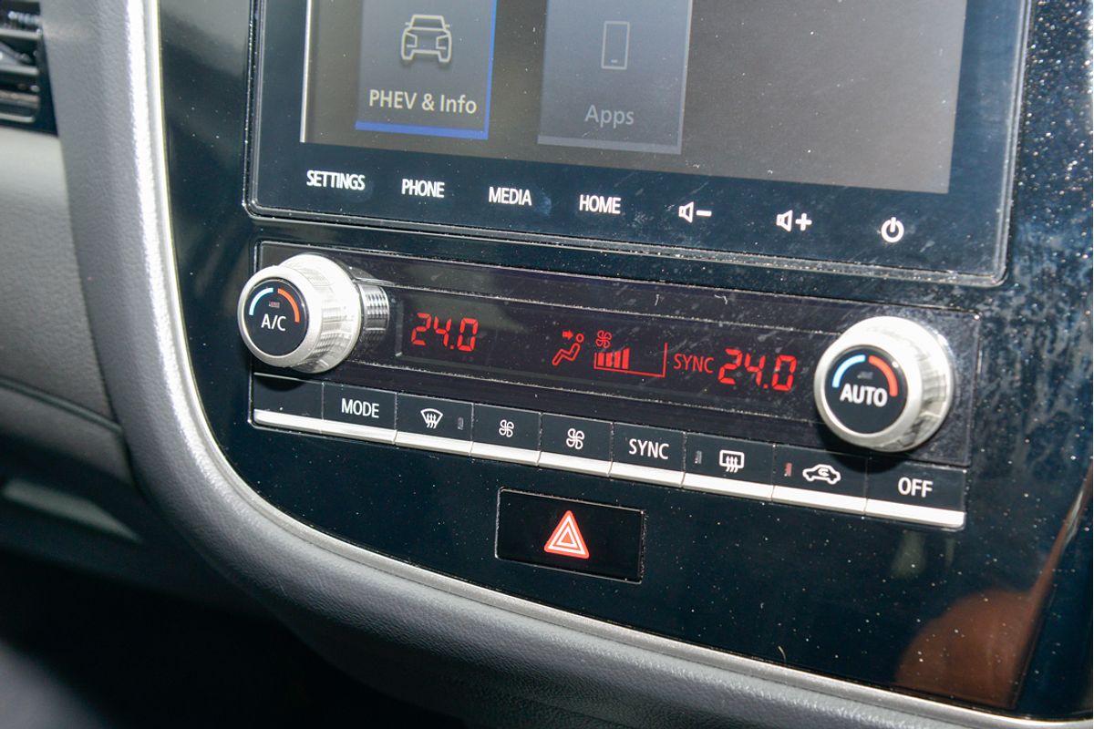 2021 Mitsubishi Outlander PHEV ES ZL