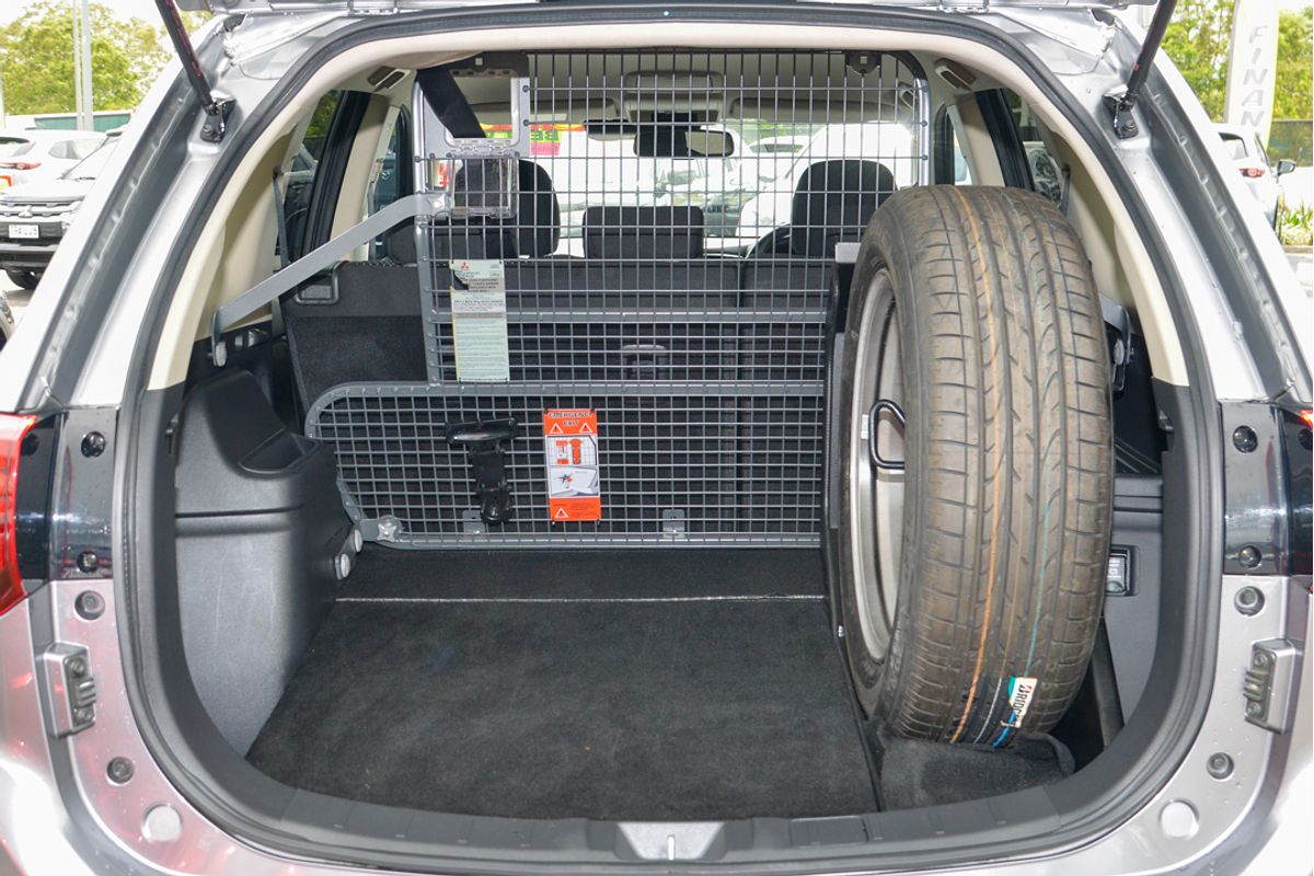 2021 Mitsubishi Outlander PHEV ES ZL