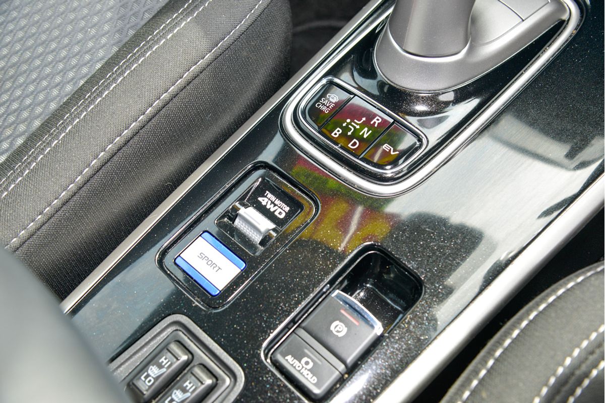 2021 Mitsubishi Outlander PHEV ES ZL