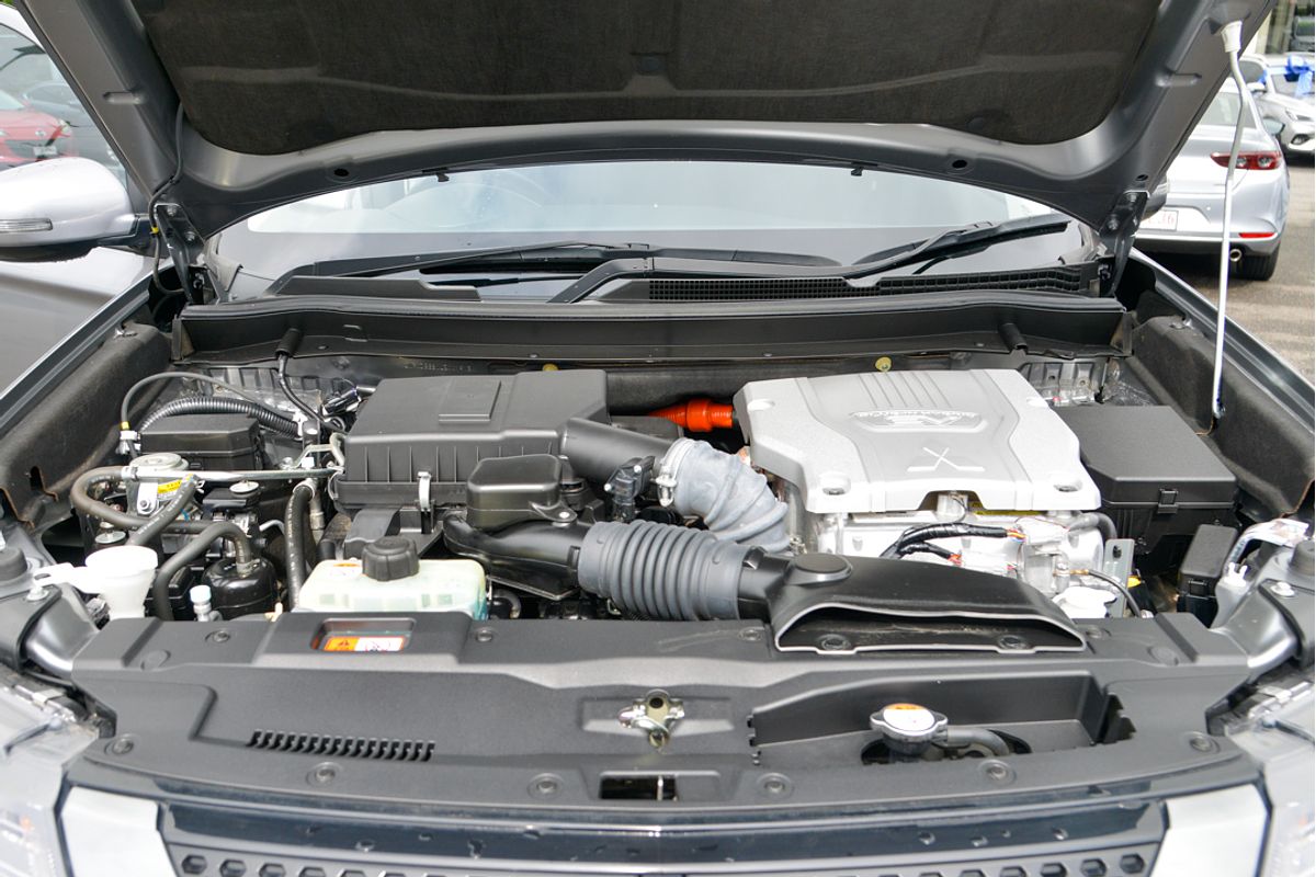 2021 Mitsubishi Outlander PHEV ES ZL