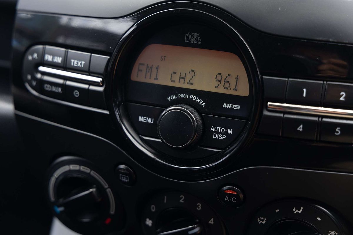 2011 Mazda 2 Neo DE Series 1