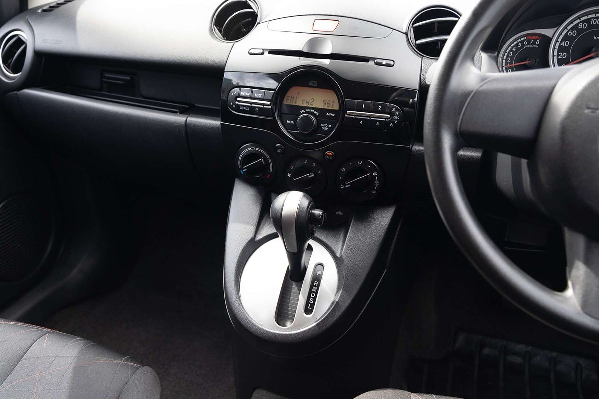 2011 Mazda 2 Neo DE Series 1