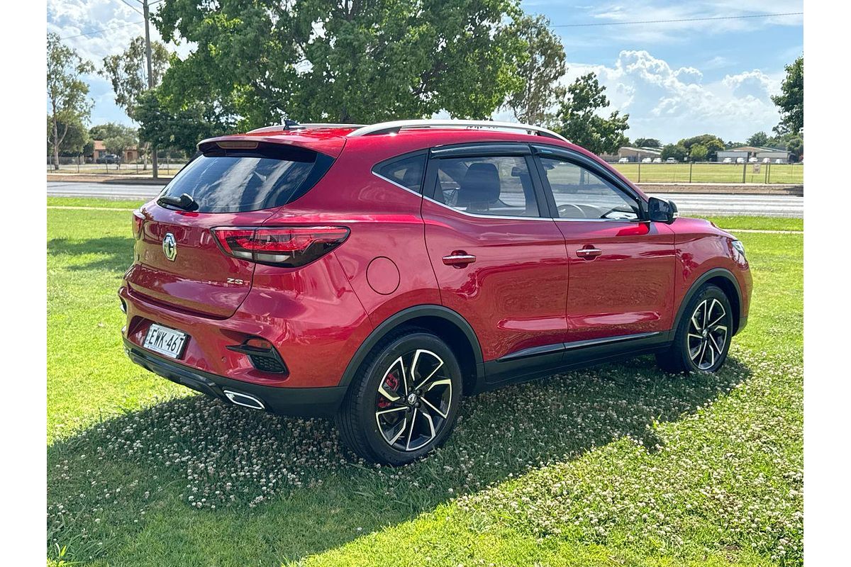 2022 MG ZST Essence