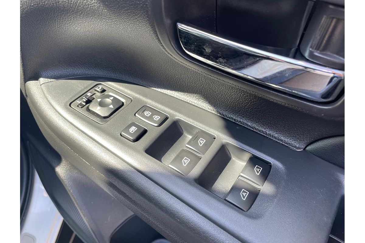 2020 Mitsubishi Outlander Exceed ZL