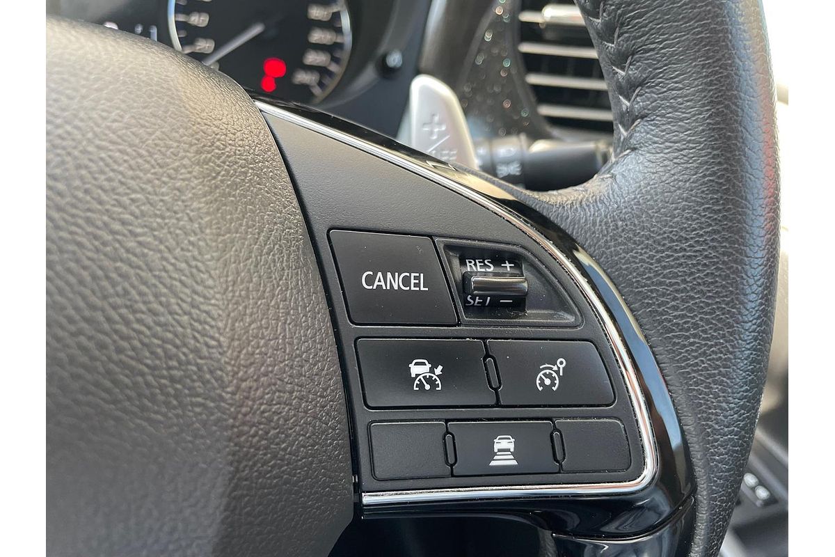 2020 Mitsubishi Outlander Exceed ZL