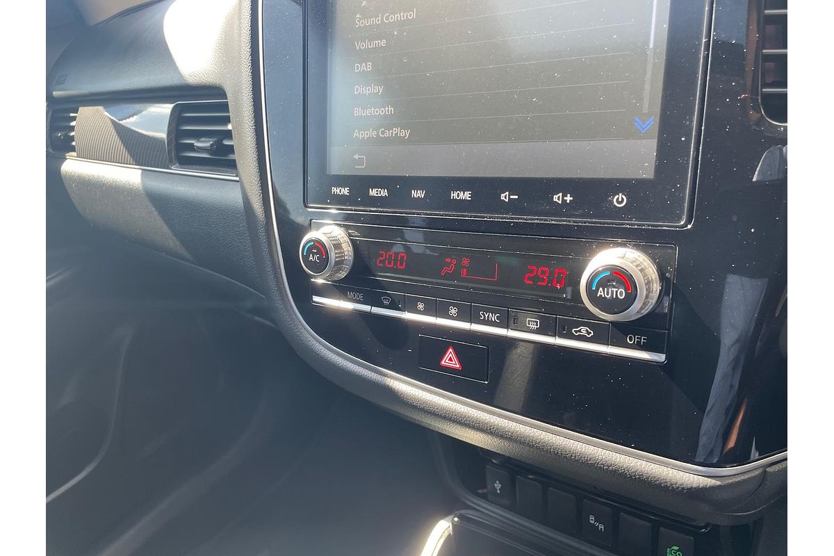 2020 Mitsubishi Outlander Exceed ZL