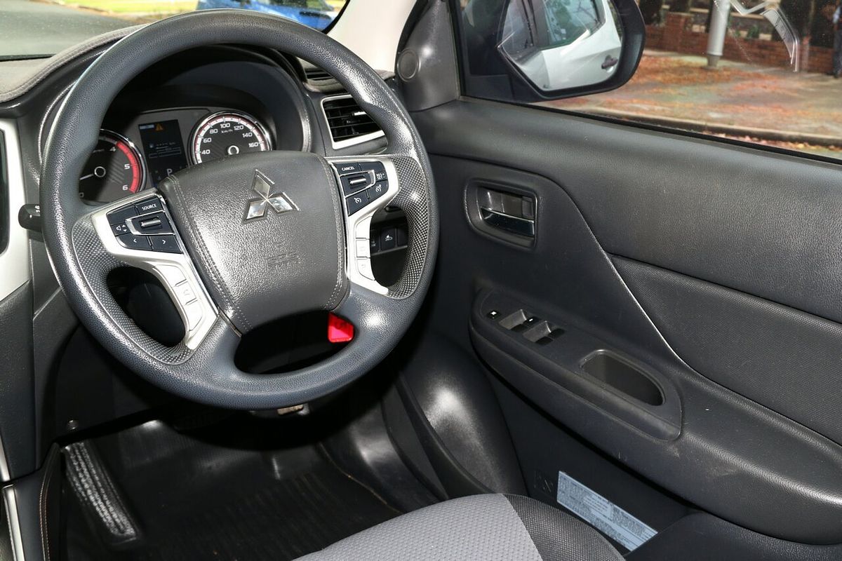 2020 Mitsubishi Triton GLX+ MR 4X4