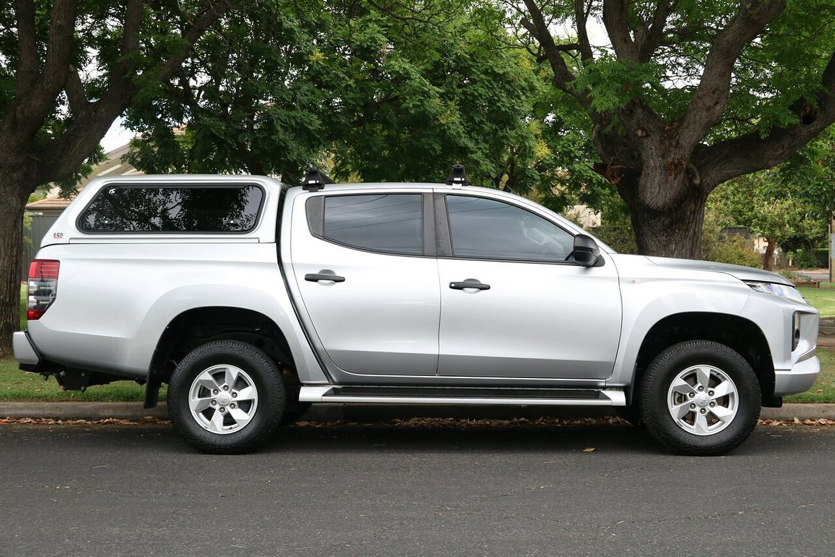 2020 Mitsubishi Triton GLX+ MR 4X4