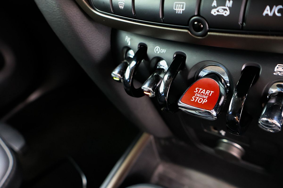 2022 MINI Countryman Cooper Classic F60 LCI