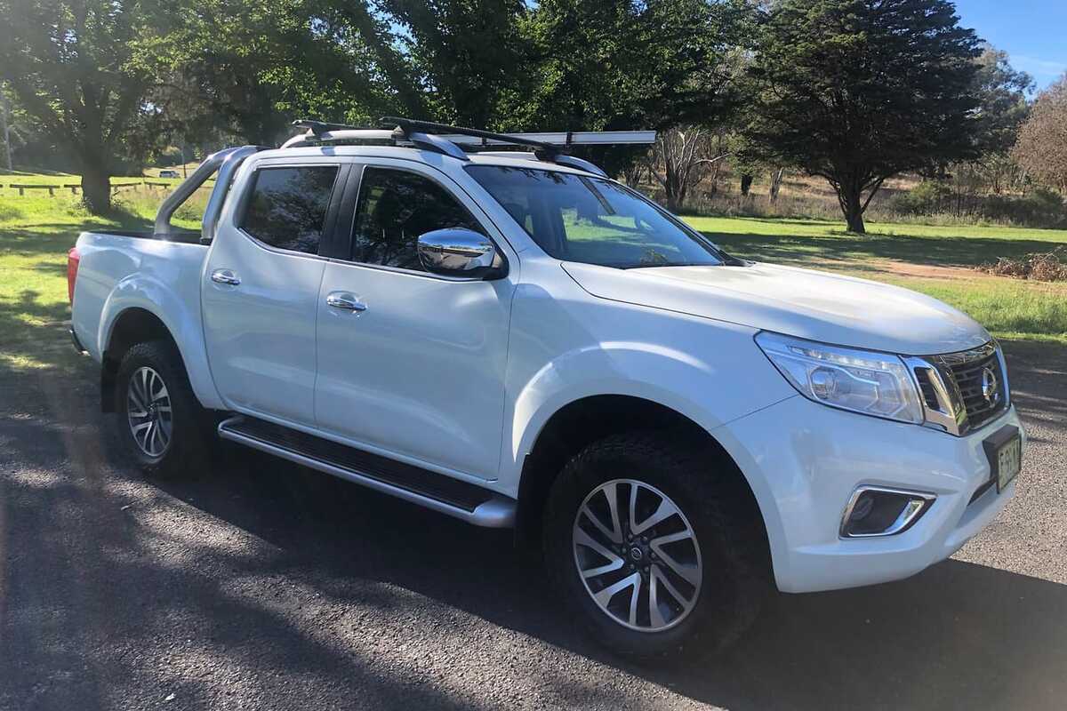 2015 Nissan NAVARA ST-X D23