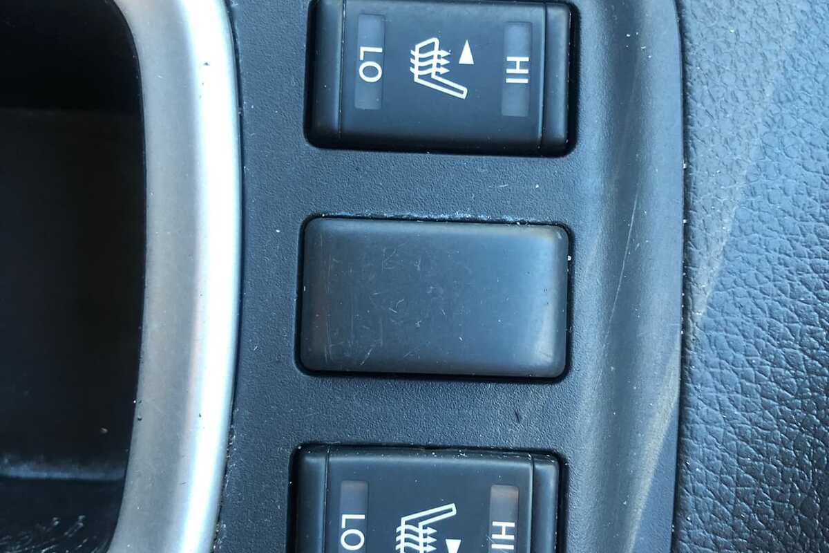 2015 Nissan NAVARA ST-X D23