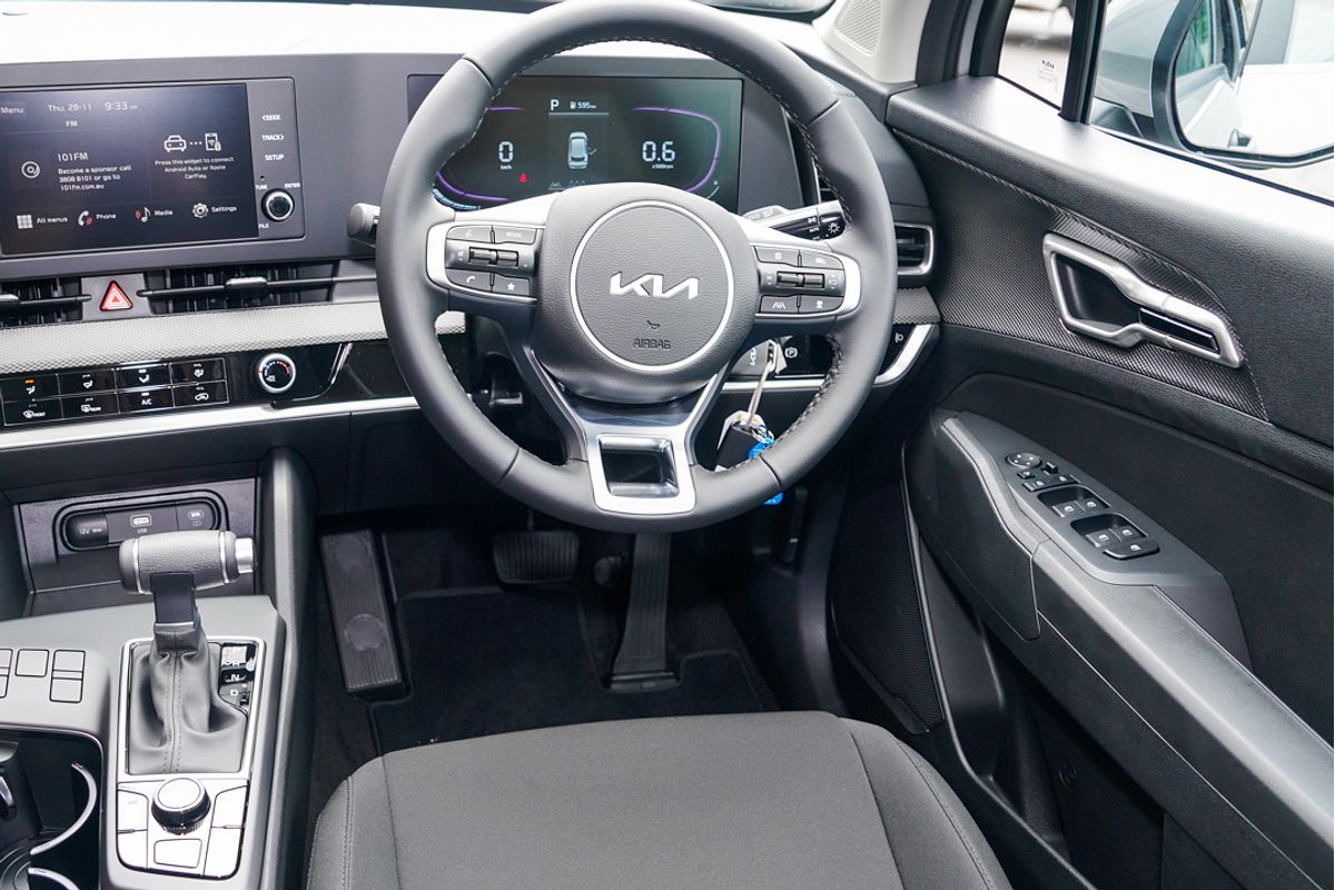 2024 Kia Sportage S NQ5