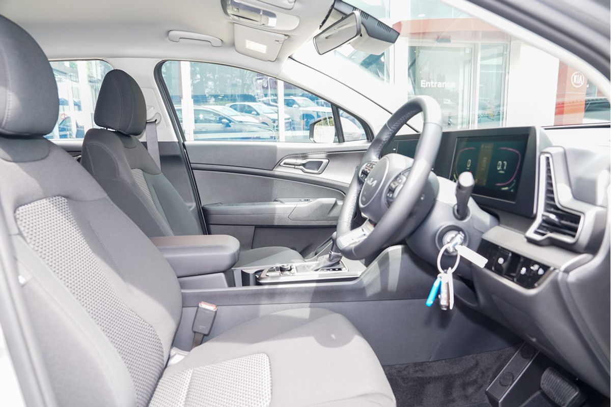 2024 Kia Sportage S NQ5