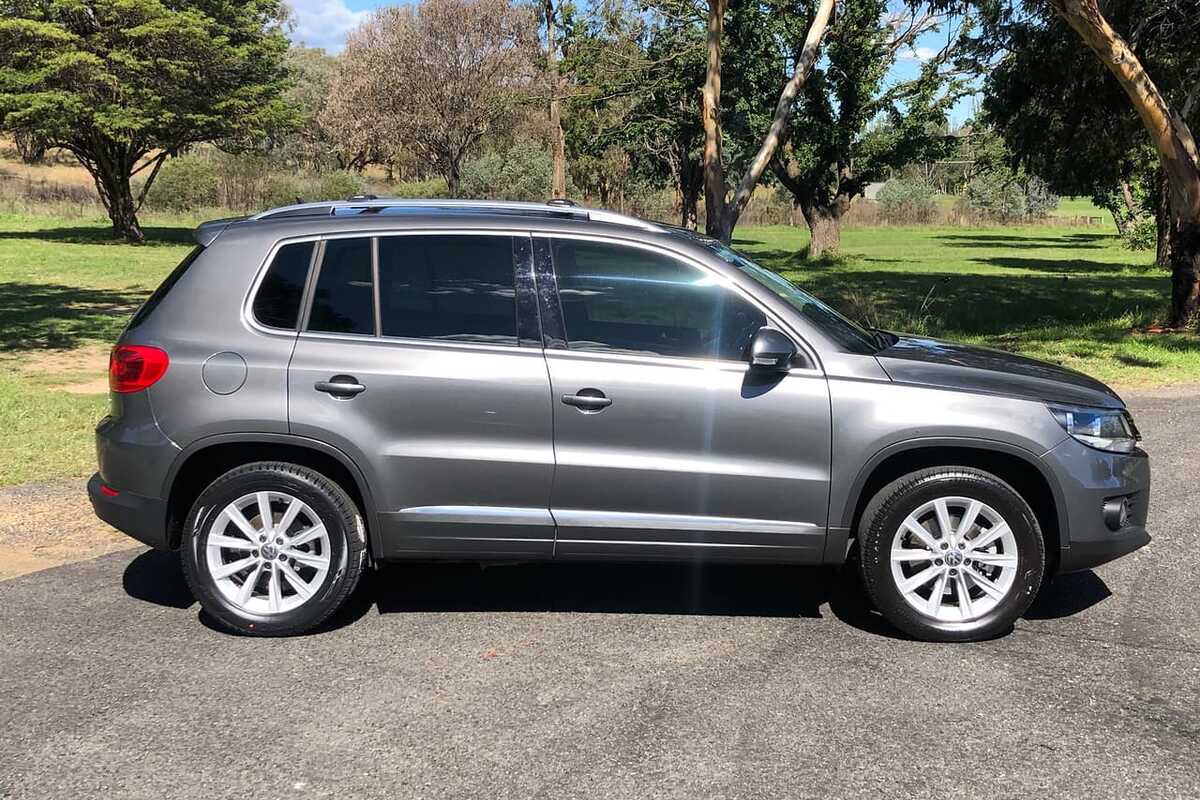 2015 Volkswagen TIGUAN 132TSI 5N