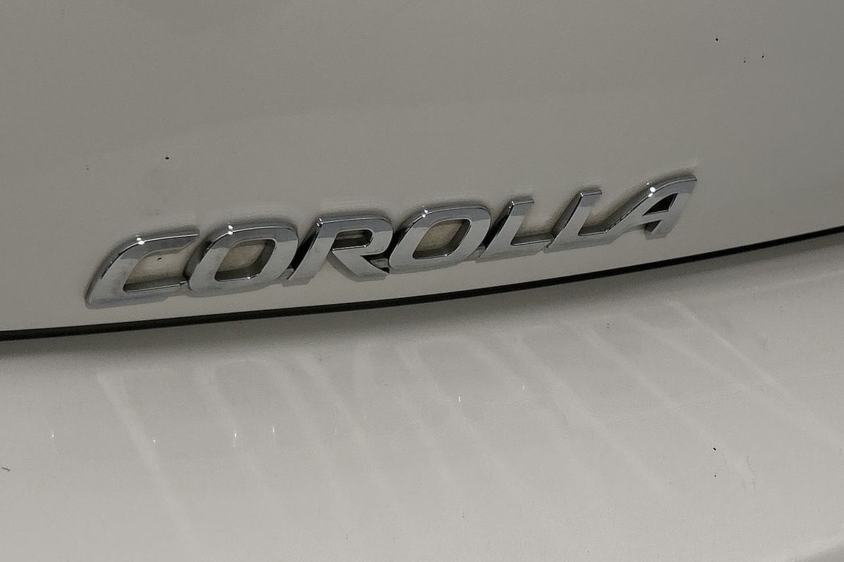 2022 Toyota Corolla Ascent Sport Hybrid ZWE219R