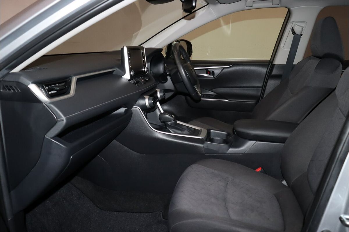2020 Toyota RAV4 GXL MXAA52R