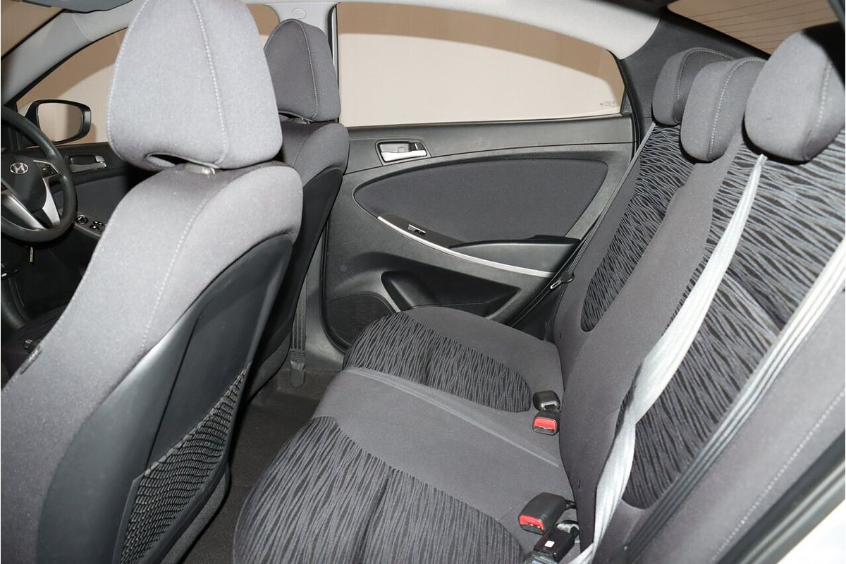 2016 Hyundai Accent Active RB3