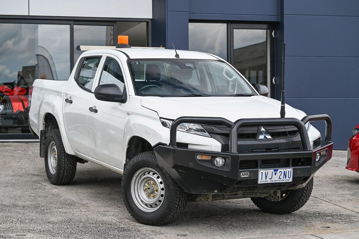 2021 Mitsubishi Triton GLX MR 4X4