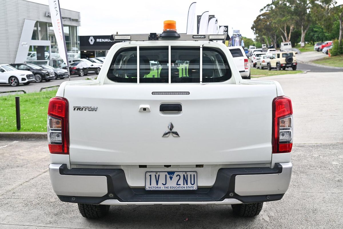2021 Mitsubishi Triton GLX MR 4X4