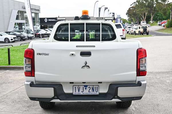 2021 Mitsubishi Triton GLX MR 4X4