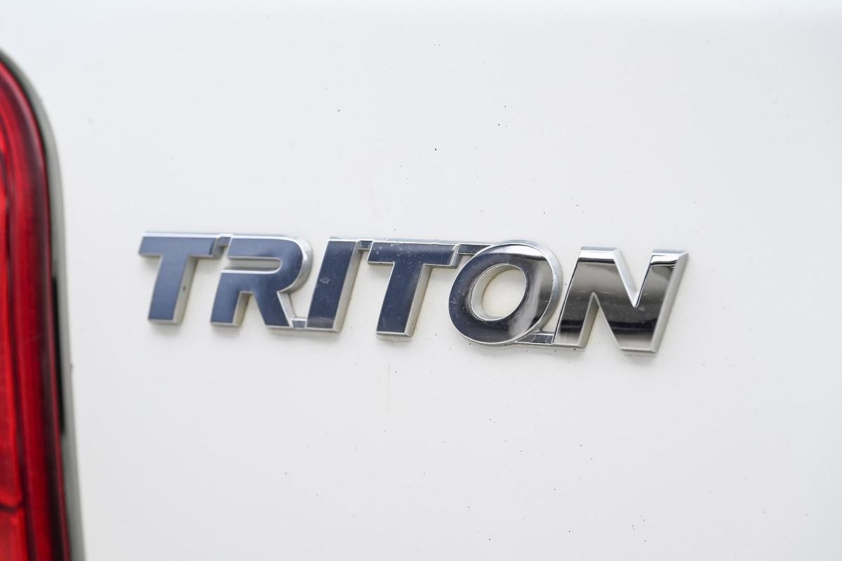2021 Mitsubishi Triton GLX MR 4X4