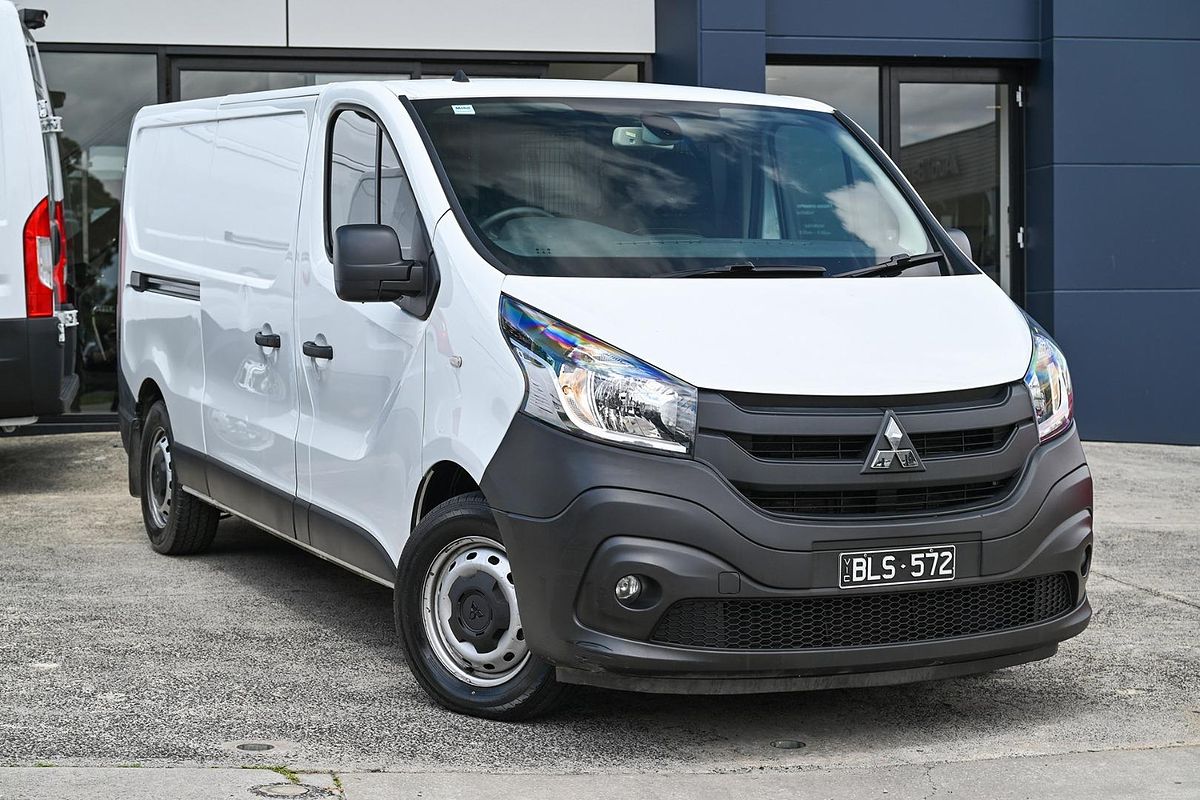 2020 Mitsubishi Express GLX SN LWB