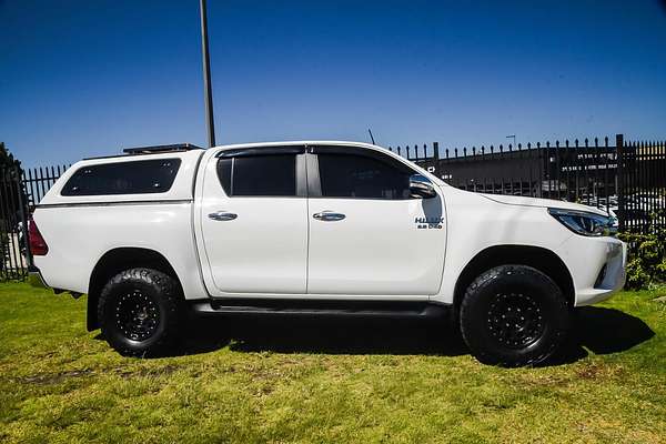 2015 Toyota Hilux SR5 GUN126R 4X4