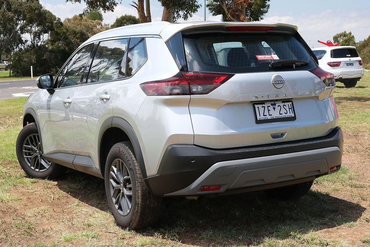 2023 Nissan X-TRAIL ST T33