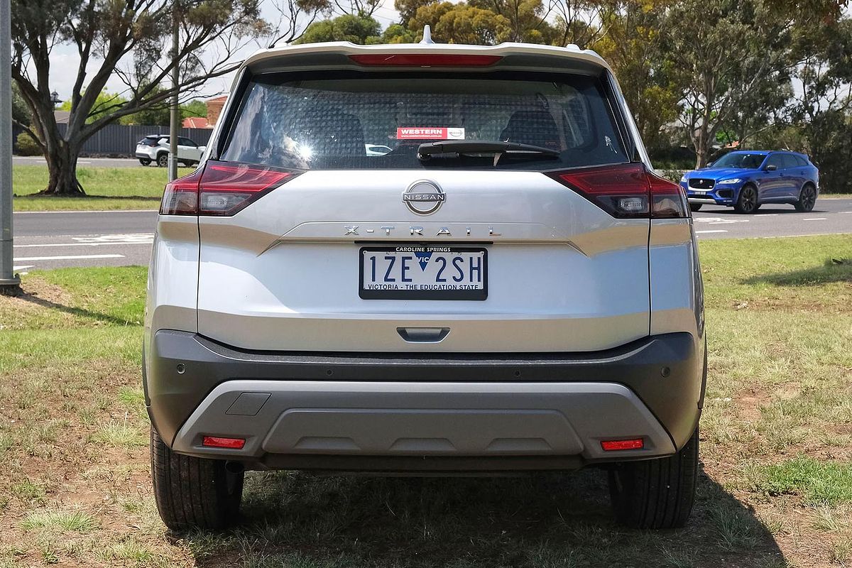 2023 Nissan X-TRAIL ST T33