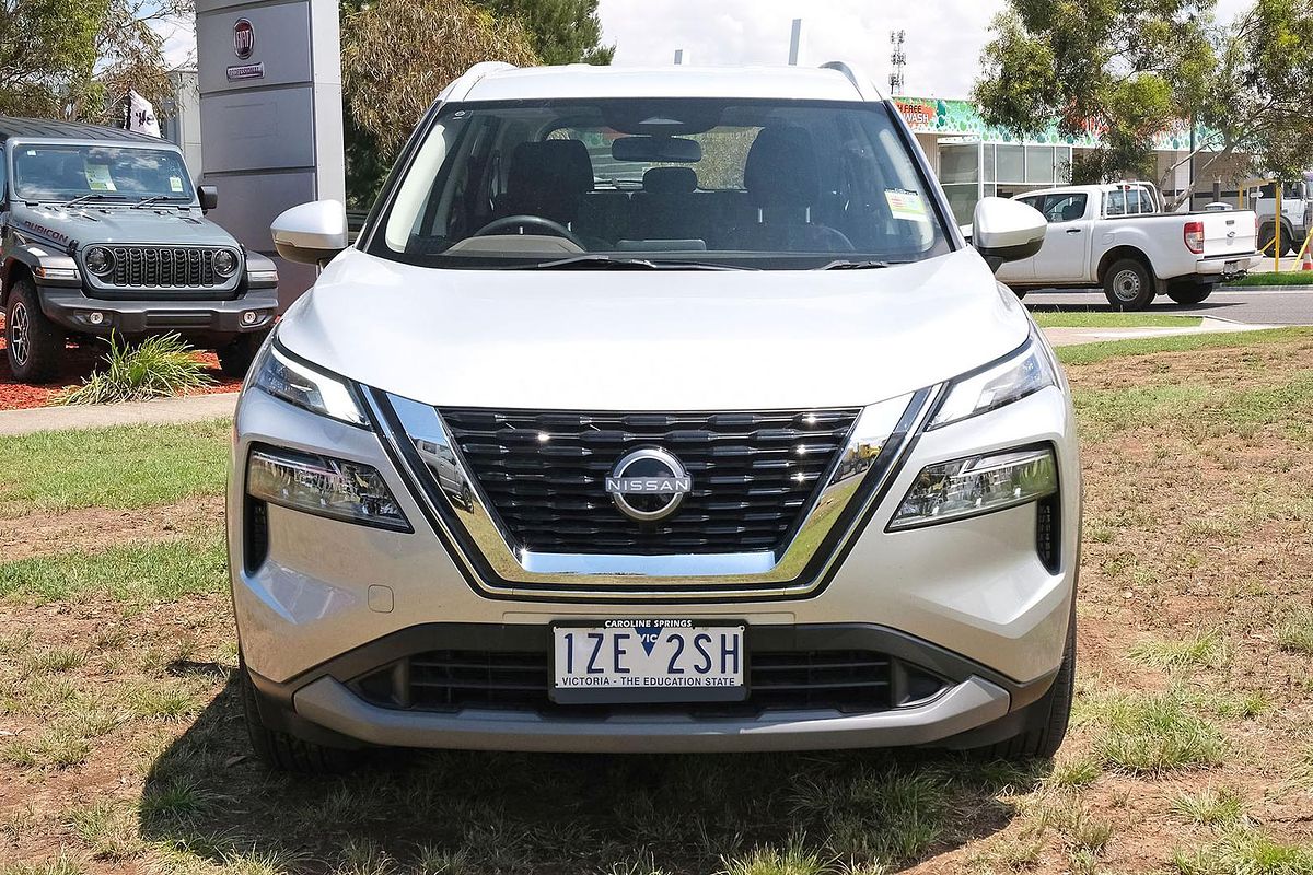 2023 Nissan X-TRAIL ST T33